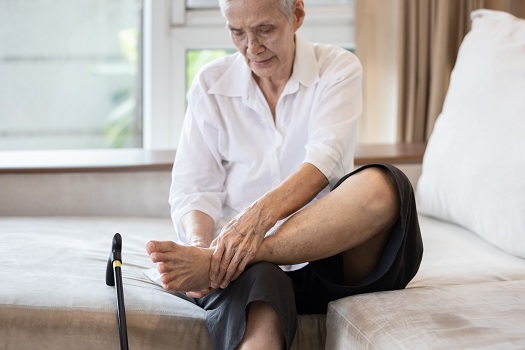 Importance of Regular Foot Care for Aging Adults in Tampa Bay, FL